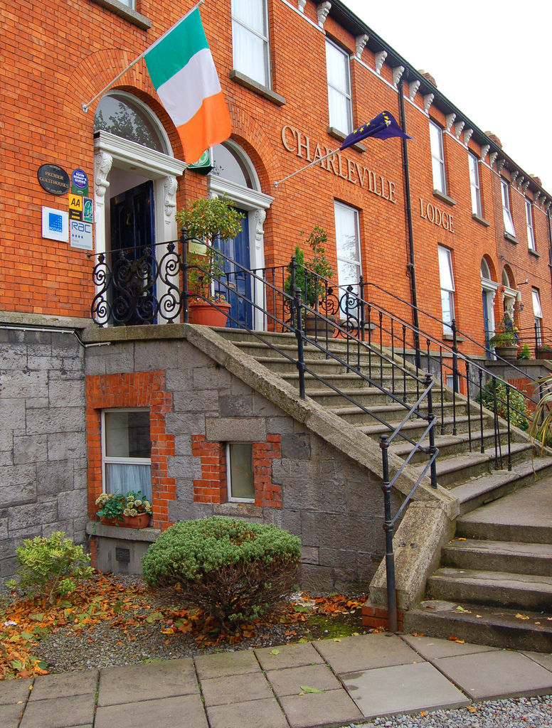Charleville Lodge Hotel Dublin Exteriör bild